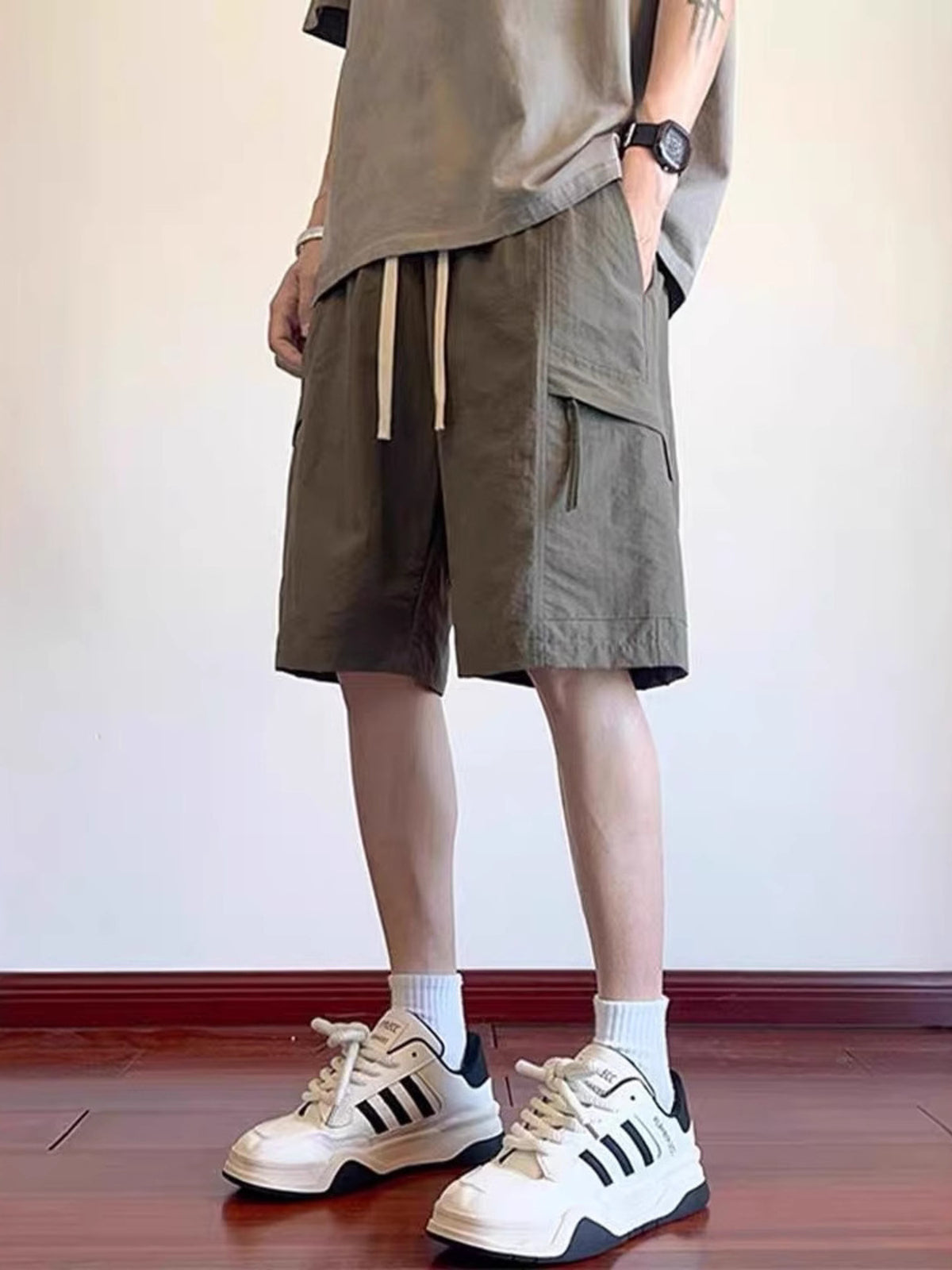 Men's plus size cargo shorts relaxed fit