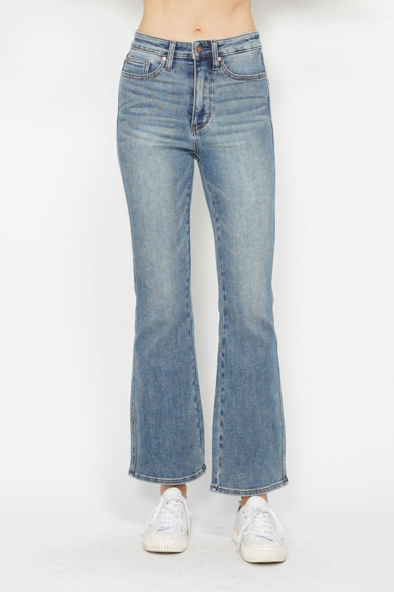Judy Blue Extended Fit Tummy Control Embroidered Jeans — ELC Atelier Prestige Edit - ELC Fashion